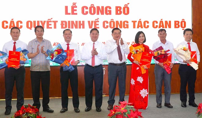Bổ nhiệm loạt nhân sự chủ chốt tại các cơ quan chuyên môn trực thuộc UBND tỉnh Khánh Hòa