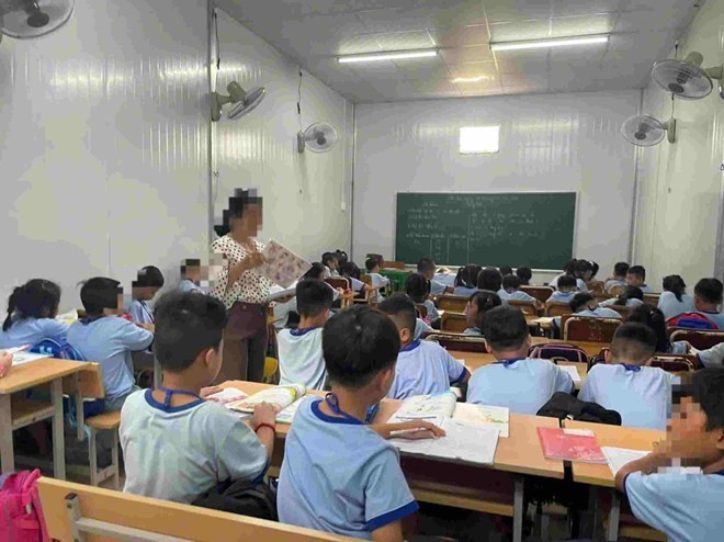 Cấm giáo viên ép học sinh nộp tiền ngoài quy định của pháp luật