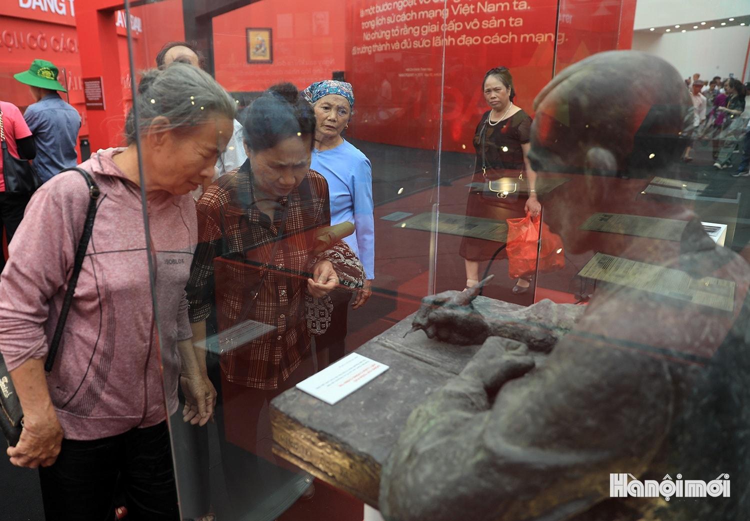 W_lich-su-cach-mang-dang-13.1.jpg