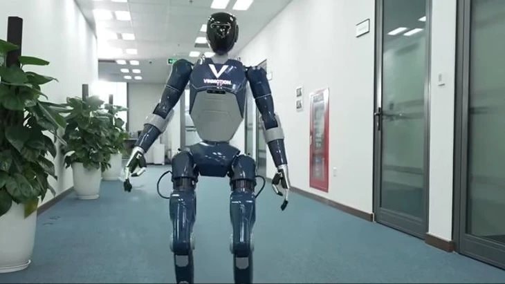 Robot hình người “Made in Vietnam” của tỷ phú Phạm Nhật Vượng làm 1 việc bất ngờ tại công trình top 10 TG- Ảnh 3.