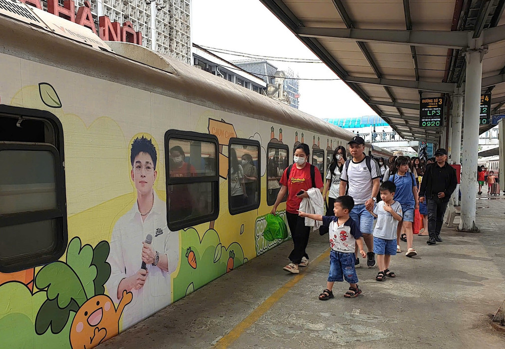 Lịch chính thức bán vé tàu Tết Bính Ngọ 2026 | Báo Lào Cai điện tử