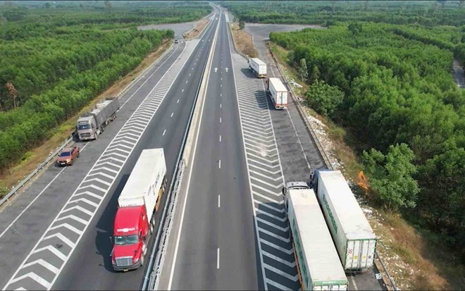 Bộ Xây dựng trả lời về đoạn cao tốc Đà Nẵng - Quảng Ngãi ảnh hưởng mương nước của người dân