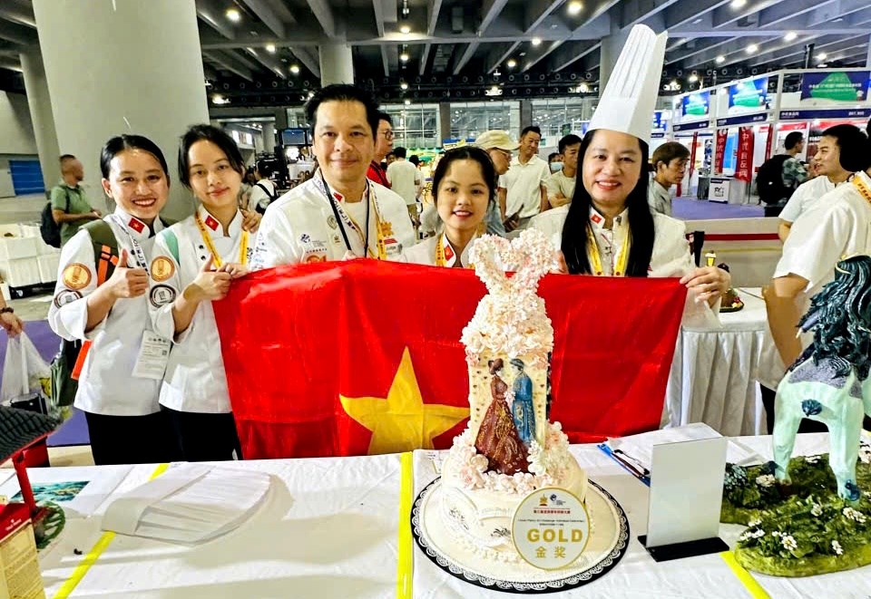 Đội tuyển Đầu bếp Việt Nam tỏa sáng tại Asian Pastry Young Chefs Challenge 2025 - ảnh 5