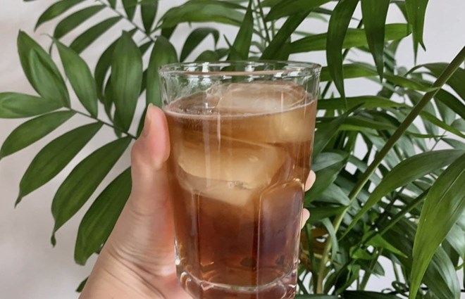 Đồ uống âm thầm đẩy nhanh suy giảm trí nhớ và gây hại cho não