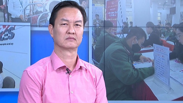 Ông Vũ Quang Thành – Phó Giám đốc Trung tâm Dịch vụ việc làm Hà Nội. Ảnh: Lương Hạnh