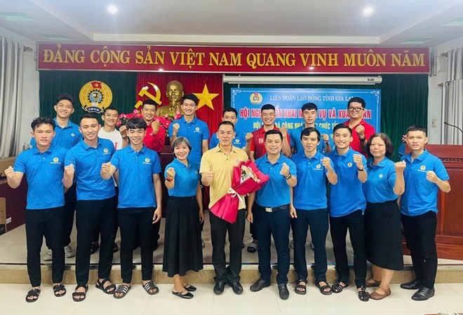 Gia Lai xuất quân đội bóng công nhân quyết tâm chinh phục giải 2025