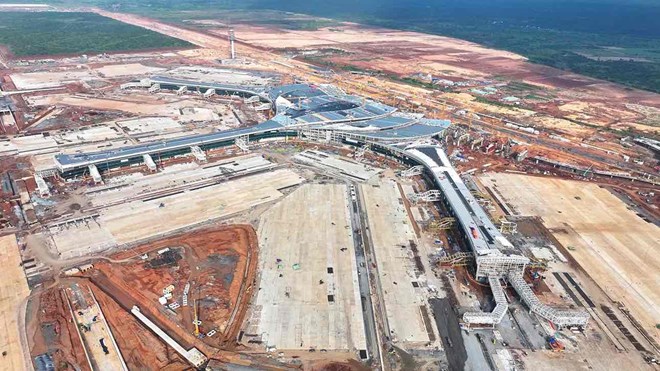 Vượt nắng thắng mưa, huy động gần 14.000 nhân lực thi công sân bay Long Thành
