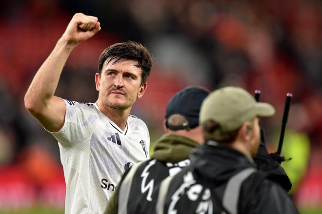 Maguire vừa ghi bàn thắng quyết định giúp Man United đánh bại Liverpool.  Ảnh: AFP