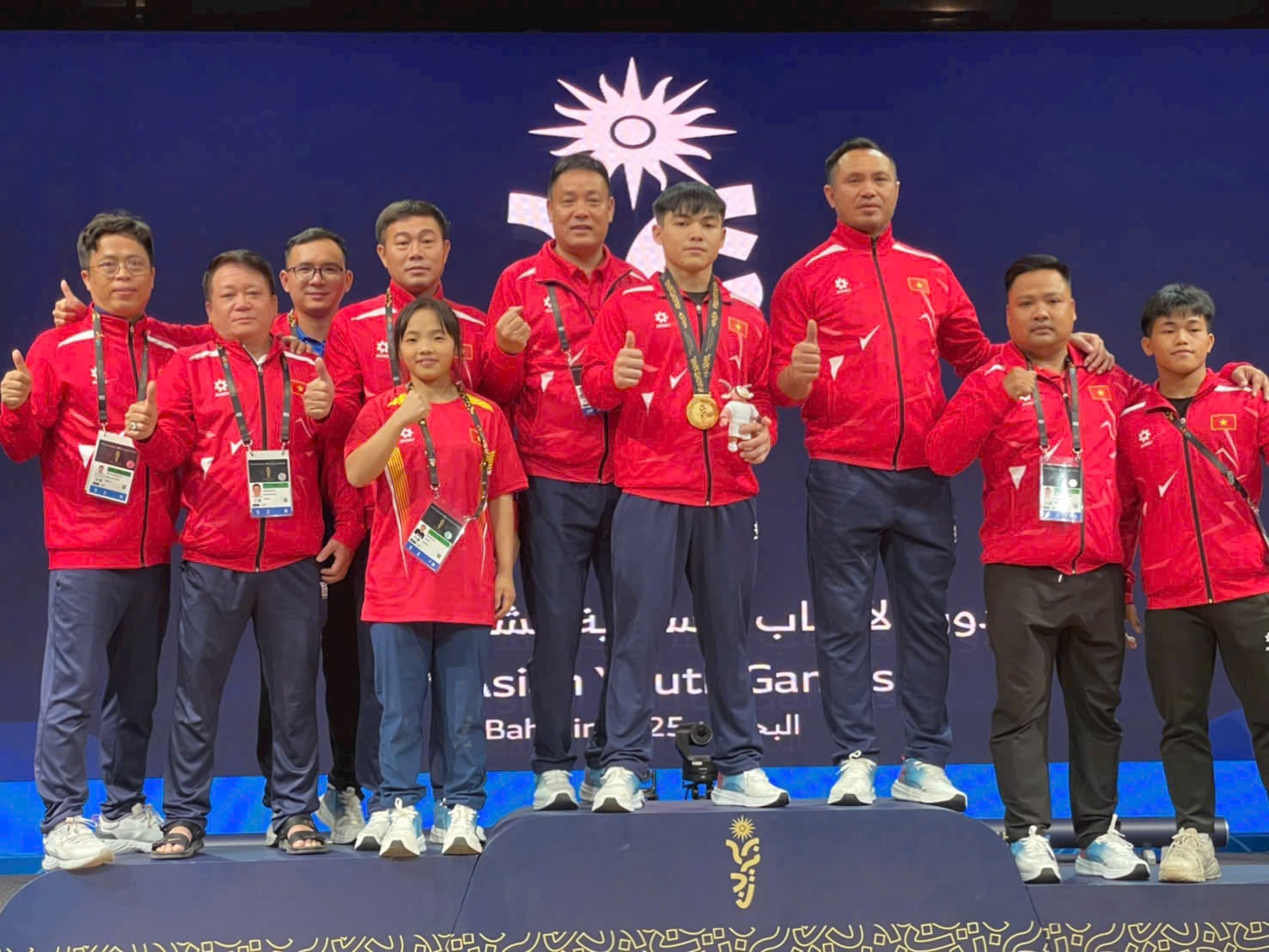 28-thanh-duy-giua.jpg