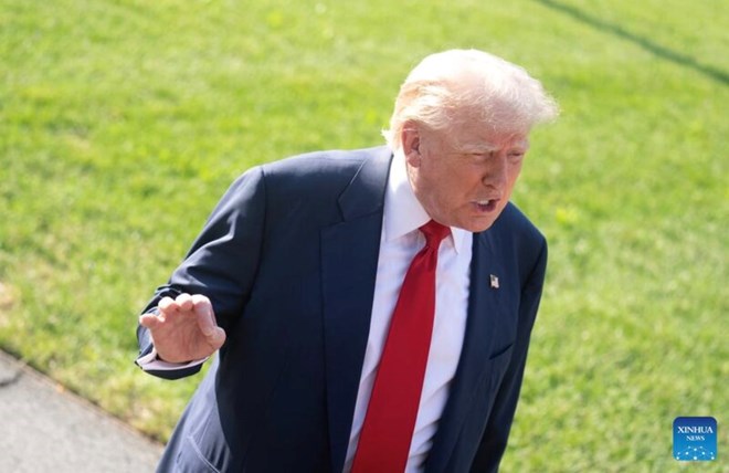 Ông Trump mập mờ kế hoạch phi hạt nhân hóa cùng Nga và Trung Quốc