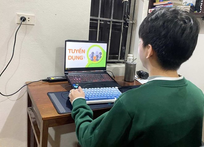 Sinh viên năm cuối chật vật trước yêu cầu kinh nghiệm khi tìm việc