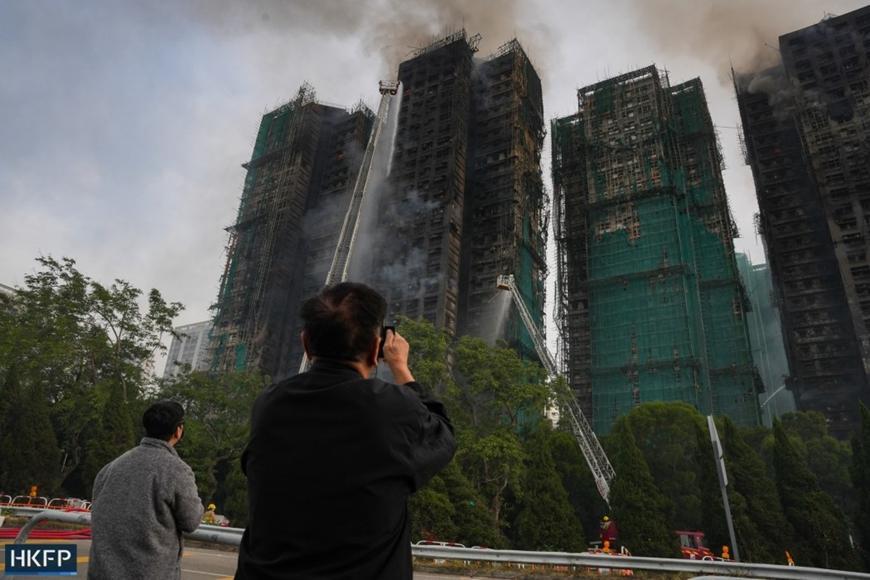 Cháy chung cư ở Hong Kong: Chưa ghi nhận nạn nhân người Việt Nam