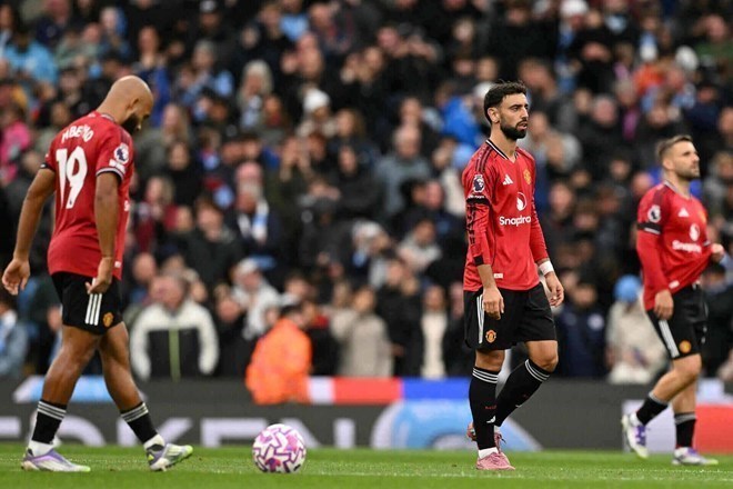 Man United hòa đáng tiếc West Ham trên sân nhà