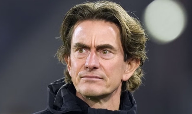 HLV người Đan Mạch đối mặt sóng gió.