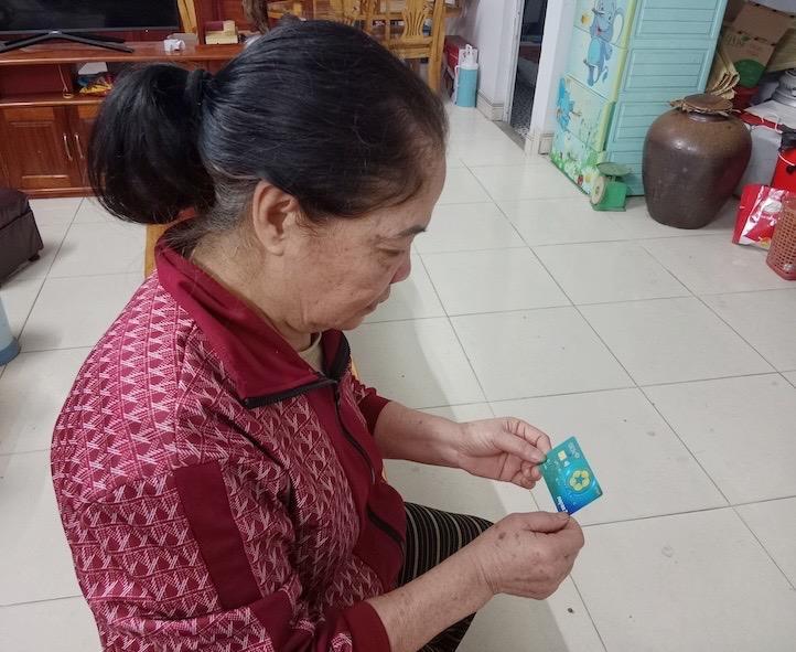 Bà Hà kỳ vọng lương hưu sẽ tăng trong năm 2026, giúp bà có thể trang trải thêm chi phí sinh hoạt ngày càng đắt đỏ. Ảnh: Đức Anh