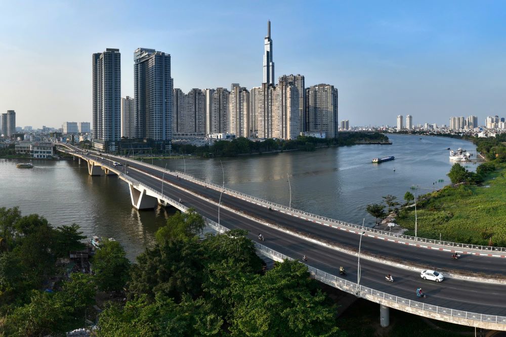 Cầu Thủ Thiêm 1 sử dụng từ 2007, tổng kinh phí xây dựng hơn 1.099 tỉ đồng.  Ảnh: Anh Tú