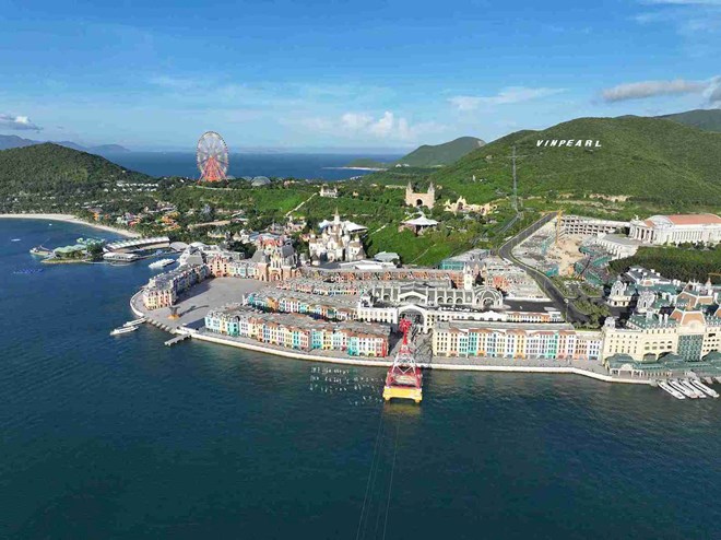 Lễ cưới của Á hậu Phương Nhi tại khu nghỉ dưỡng sang trọng