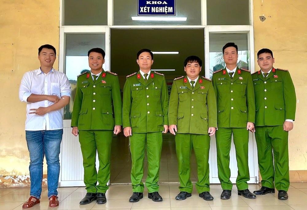 6 chiến sĩ công an hiến máu cứu sống bệnh nhân. Ảnh: Công an xã Vĩnh Định