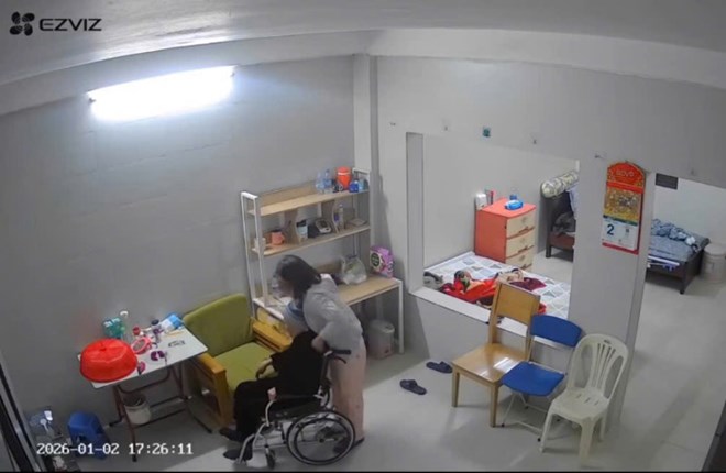 Công an vào cuộc vụ cụ bà 90 tuổi ở Hà Nội bị người giúp việc bạo hành