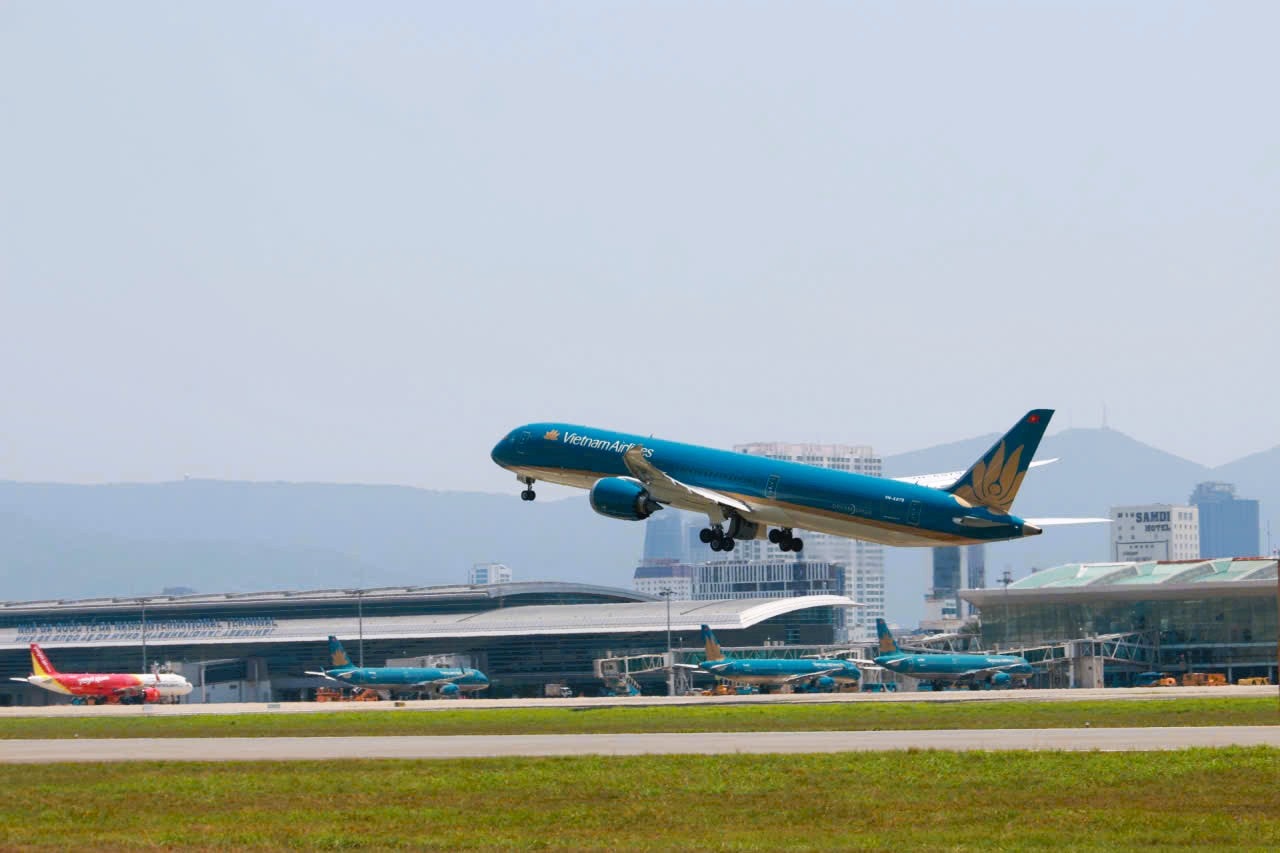 sân bay Đà Nẵng