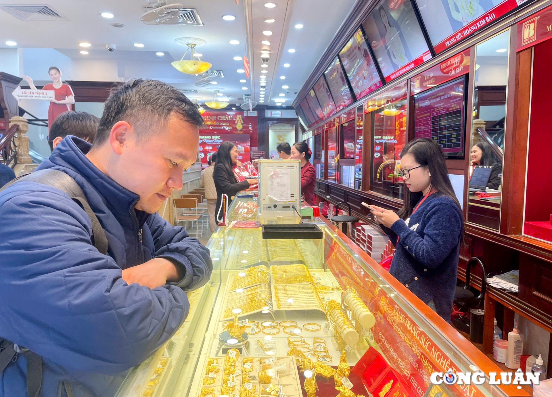 Giá vàng 9h sáng hôm nay 30/1/2026: Rơi thẳng đứng từ đỉnh