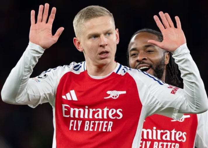 Oleksandr Zinchenko chính thức chia tay Premier League để tìm kiếm thử thách mới tại Ajax Amsterdam.