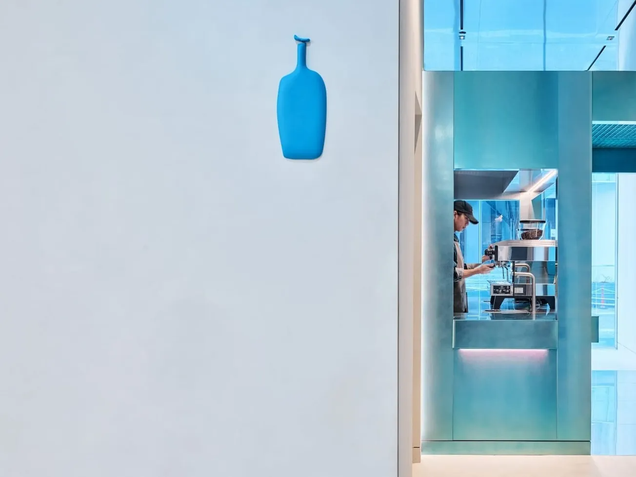 Cửa hàng Blue Bottle Coffee tại Myeongdong, Hàn Quốc. Ảnh: Blue Bottle Coffee