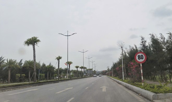 Nâng tốc độ tối đa toàn tuyến đường ven biển đẹp nhất Quảng Ninh lên 80km/h