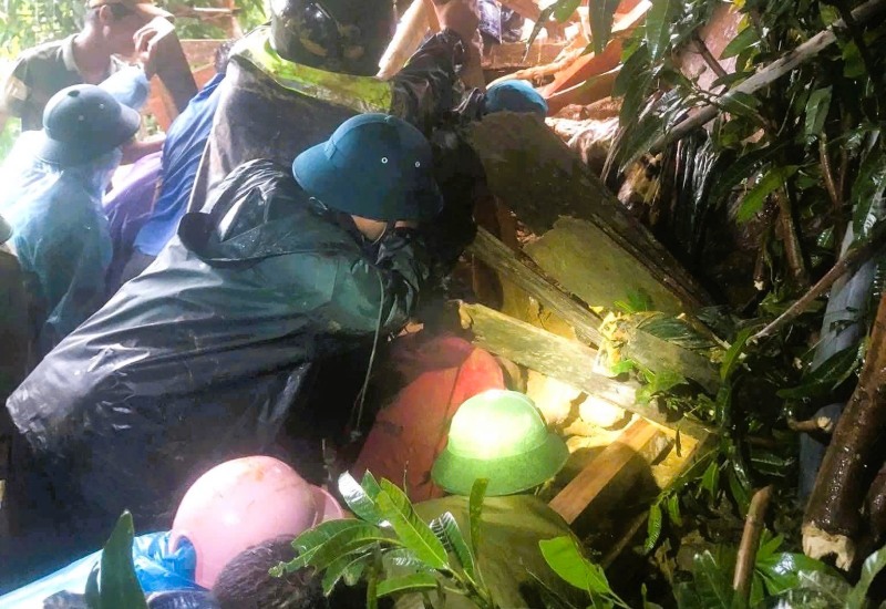 Hiện trường vụ sạt lở nghiêm trọng tại xã Phước Thành, TP Đà Nẵng vùi lấp 6 nhà dân và làm 1 người bị thương tháng 11.2025. Ảnh: Trường An