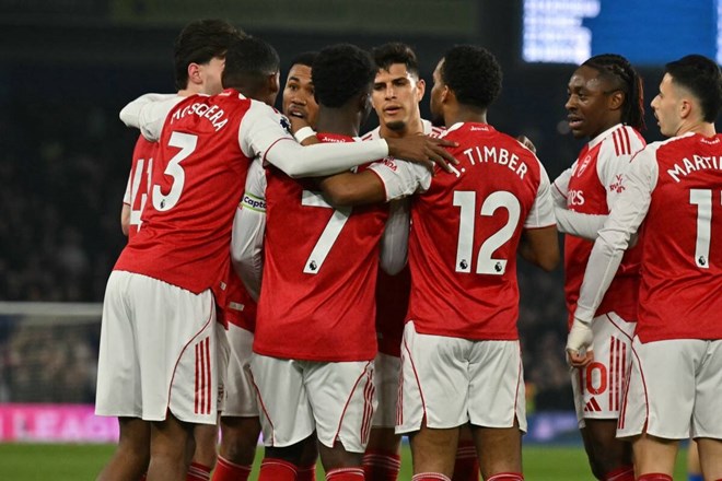 Arsenal đang phải căng sức trên nhiều mặt trận.  Ảnh: AFP