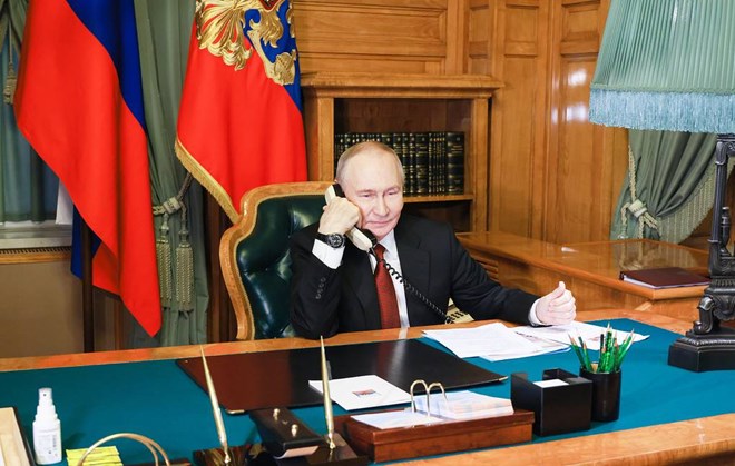Ông Trump và ông Putin điện đàm lần thứ 12
