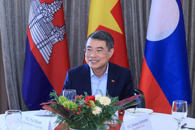 Thủ tướng Lê Minh Hưng khẳng định trên cương vị mới sẽ nỗ lực vun đắp quan hệ ba nước, cùng đưa "tình nghĩa truyền thống" giữa ba nước thành "động lực phát triển" .