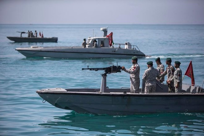 Tàu chở dầu Iraq xuất hiện sau hành trình vượt phong tỏa Hormuz