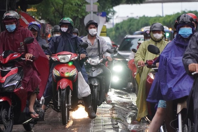 Cảnh báo khu vực mưa dông hôm nay, có nơi mưa rất to trên 100mm