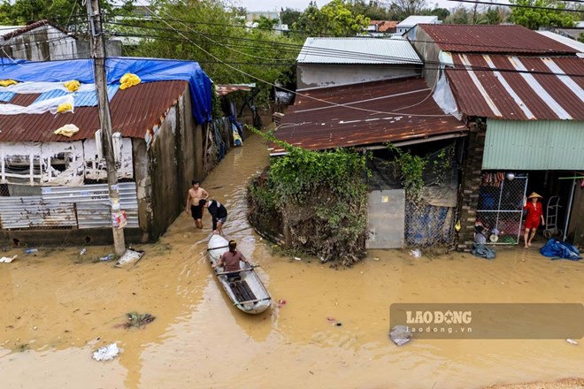 Gia Lai chỉ đạo dẹp lấn chiếm hành lang đê điều, thoát lũ