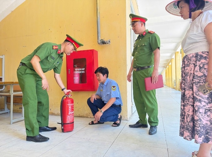 ankhanh.jpg