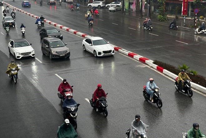 Dự báo thời gian miền Bắc có mưa dông, chấm dứt nắng nóng gay gắt