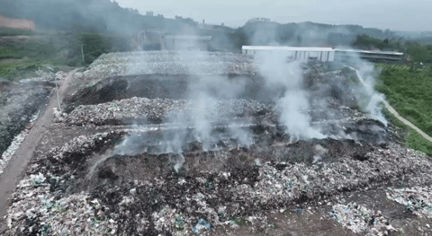 Bãi rác quá tải, khói ô nhiễm bủa vây khu dân cư ở Lâm Đồng