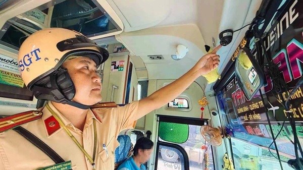 Ứng dụng AI trong vận tải hành khách, nâng cao an toàn giao thông