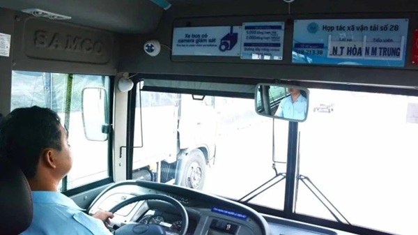 Ngành vận tải tăng tốc ứng dụng AI trước quy định mới. Ảnh: Quách Đồng