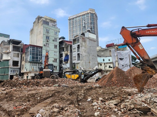 Phế thải công trình tăng mạnh, Hà Nội tìm giải pháp xử lý. Ảnh: Minh Hạnh