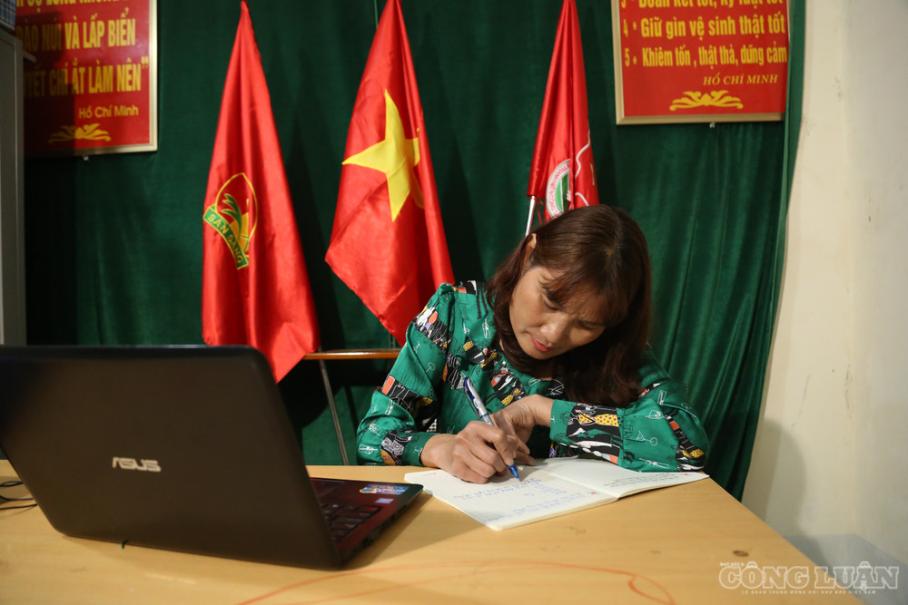 Việc bổ nhiệm chức danh nghề nghiệp đúng quy định không chỉ là yêu cầu về mặt quản lý nhà nước, là nguyên tắc đảm bảo quyền lợi chính đáng của nhà giáo. clo_br_img-0676-2.jpg