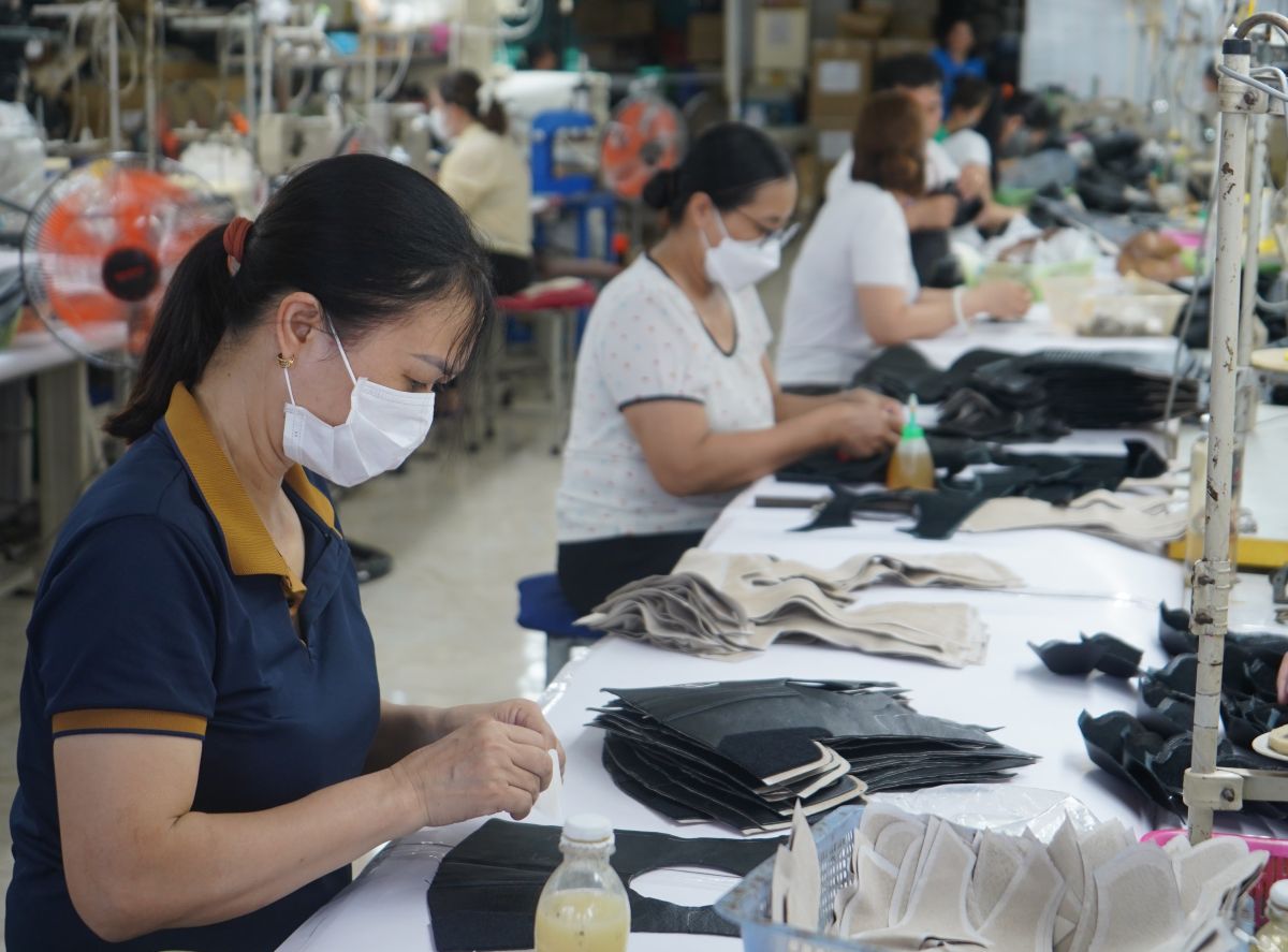 TP Hải Phòng đôn đốc các đơn vị thực hiện nghiêm chính sách liên quan BHXH để bảo đảm quyền lợi của người lao động và an sinh xã hội trên địa bàn. Ảnh minh họa: Mai Dung