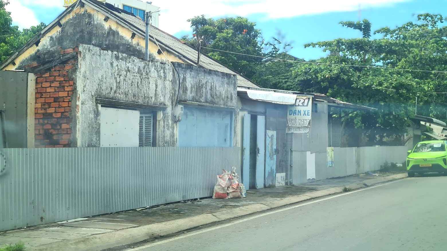 Dự án gần 30 năm triển khai đến nay vẫn chưa xong, Thanh tra tỉnh Cà Mau kết luận có nhiều sai phạm. Ảnh: Nhật Hồ.