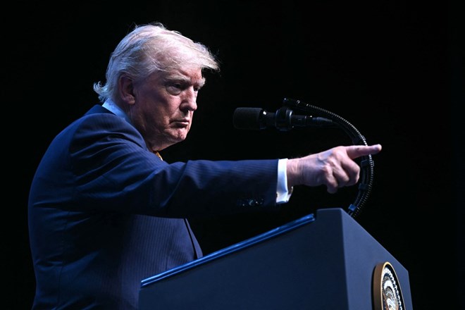 Tổng thống Trump cảnh cáo về hậu quả nghiêm trọng hơn sau khi tái tấn công Iran