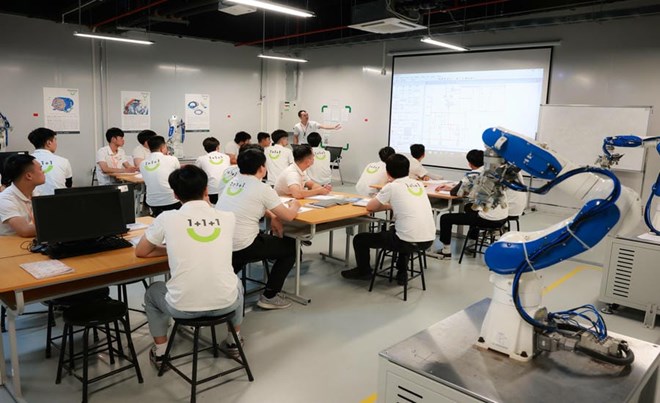 Doanh nghiệp dẫn dắt đào tạo nguồn nhân lực