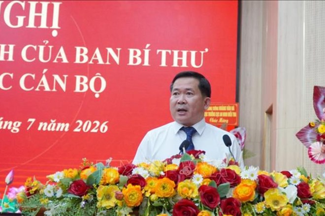 Công bố quyết định về công tác cán bộ tại Cao Bằng, Ninh Bình, An Giang