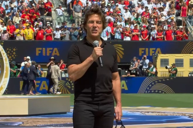 Tom Cruise gửi thông điệp đoàn kết tại lễ bế mạc World Cup 2026. Ảnh: FIFA tom.jpg