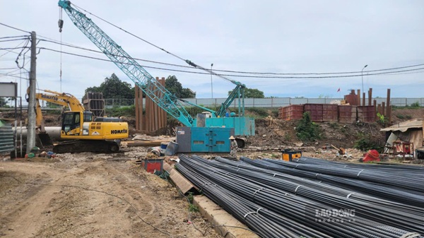 Tăng tốc thi công cầu Mai Lĩnh mới, giảm ùn tắc cửa ngõ phía Tây. Ảnh: Minh Hạnh