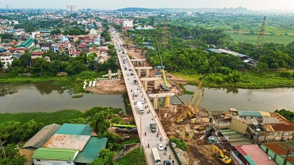Hà Nội tăng tốc thi công cầu Mai Lĩnh mới, giảm ùn tắc cửa ngõ phía Tây
